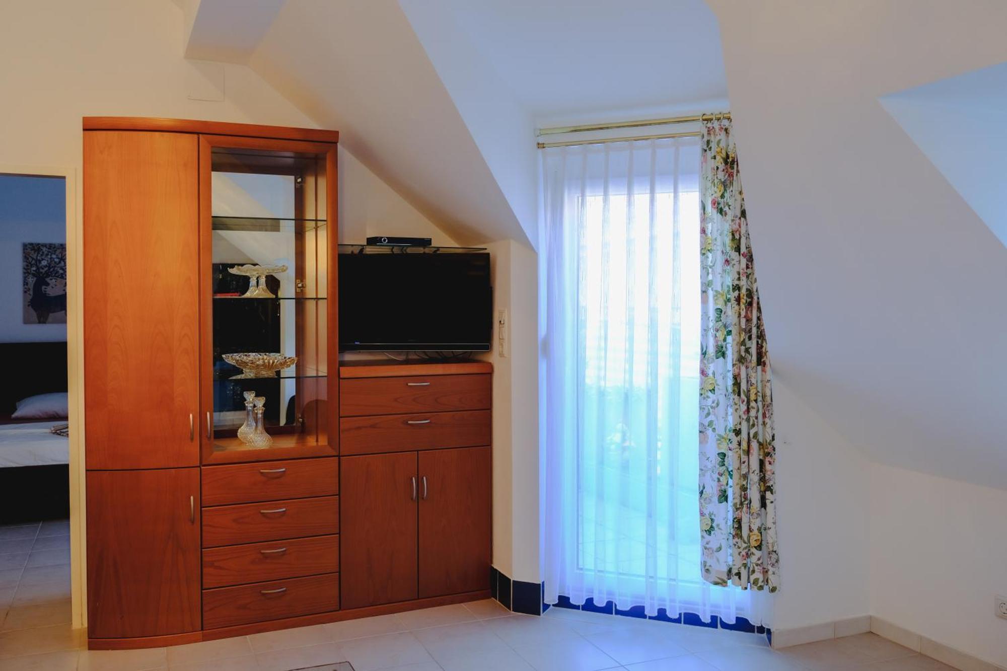 Terrace Apartment Near Volksoper And City Centre Viena Exterior foto