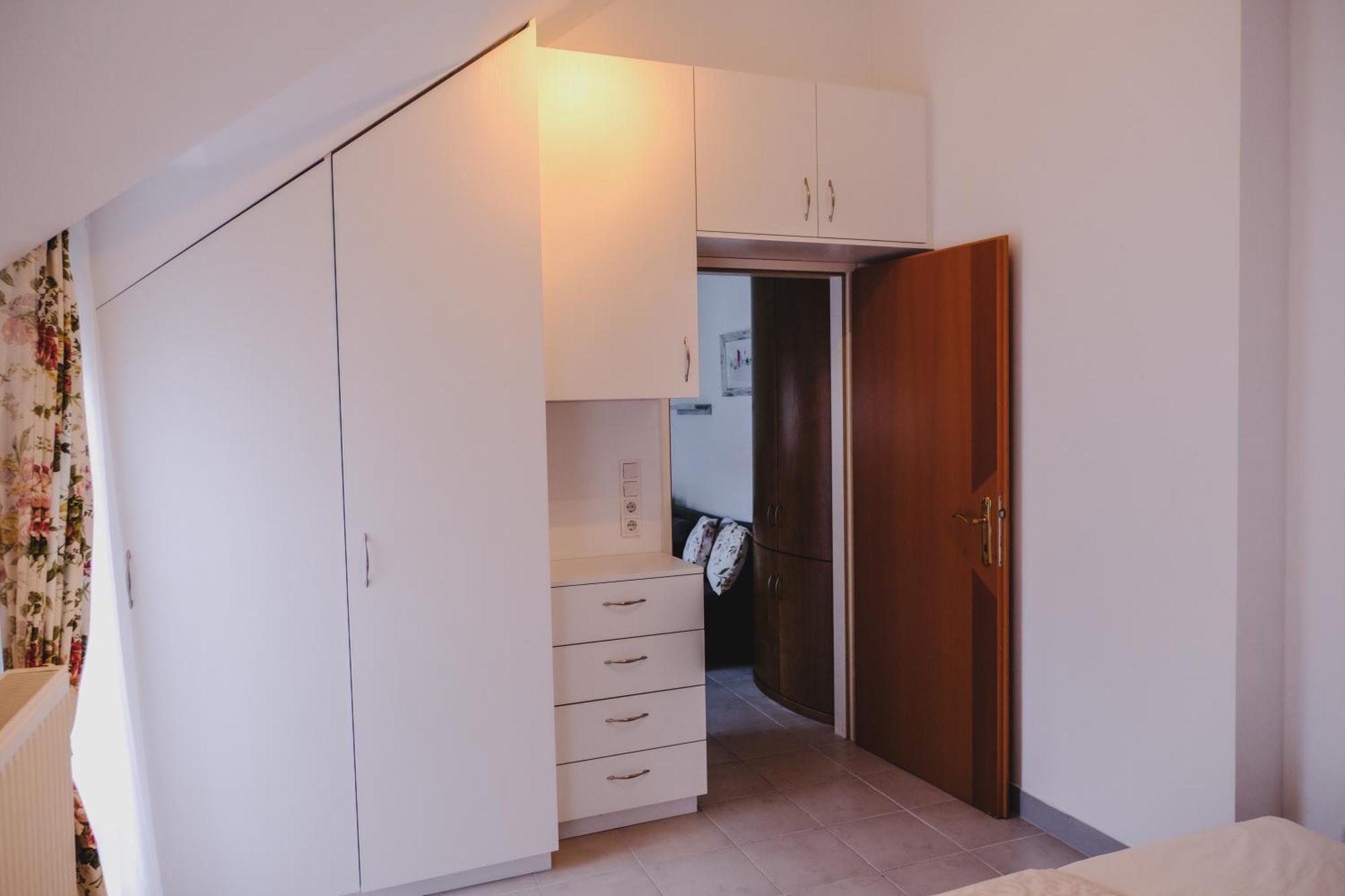 Terrace Apartment Near Volksoper And City Centre Viena Exterior foto